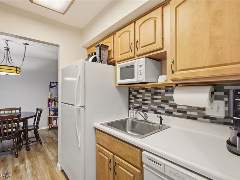 2591 Jefferson Place, Unit B, Stow, OH 44224 Photo 17