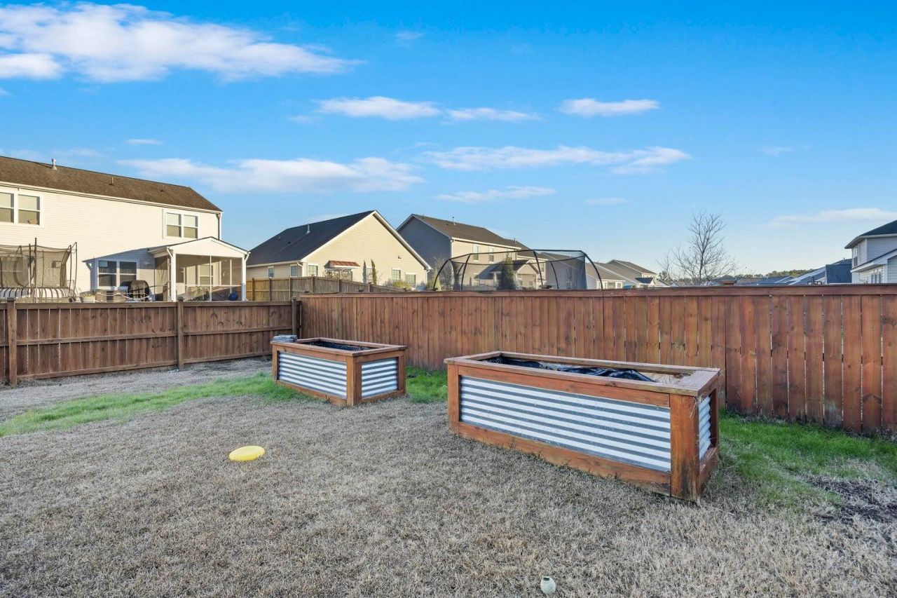 622 Pendleton Drive Photo 38