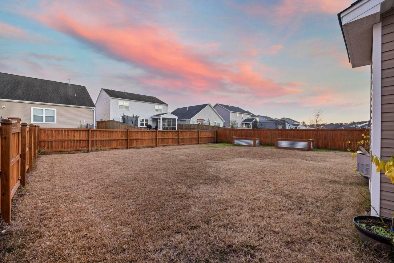 622 Pendleton Drive Photo 40