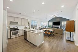 622 Pendleton Drive photo 4