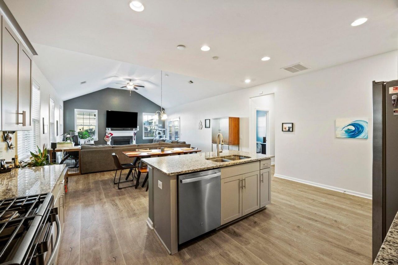 622 Pendleton Drive Photo 7