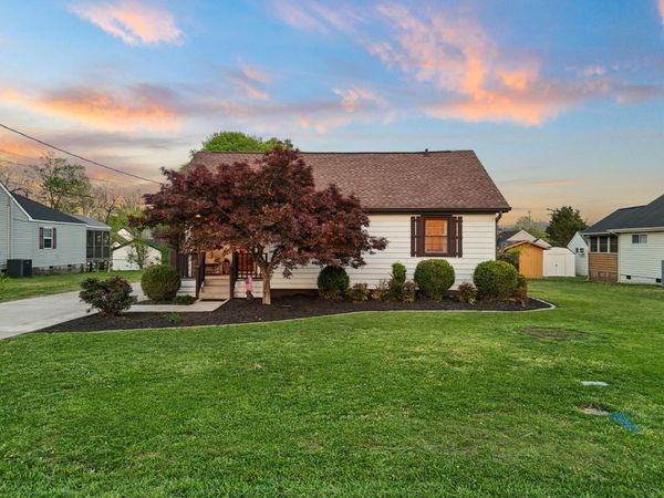 1512 Heather Street , Chattanooga, TN 37412