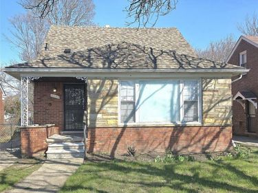 8882 Grandville Avenue , Detroit, MI 48228