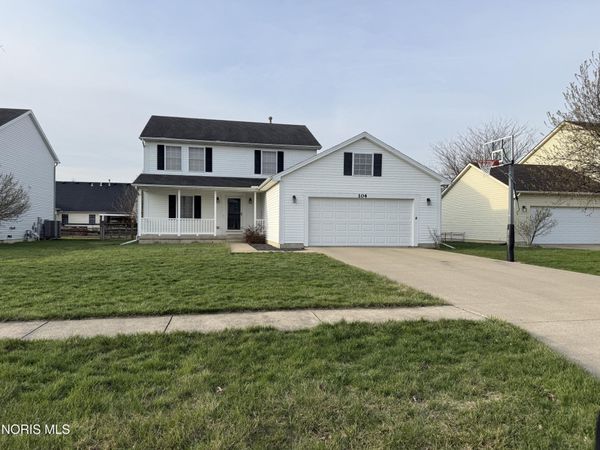 104 Earl North Drive, Haskins, OH 43525