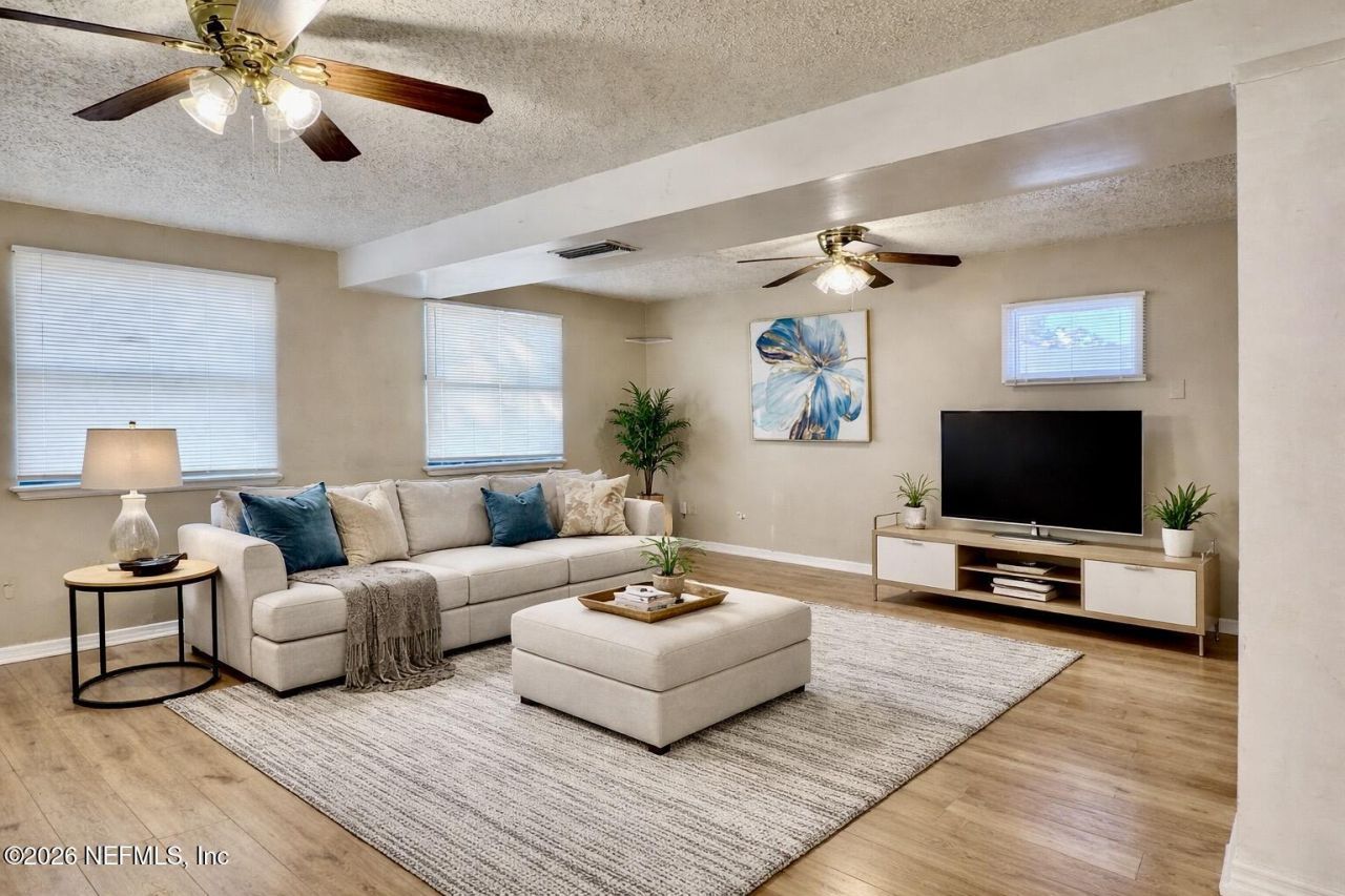 2057 Glen Gardner Drive, Jacksonville, FL 32246 Photo