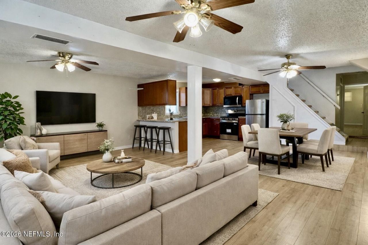 2057 Glen Gardner Drive, Jacksonville, FL 32246 Photo