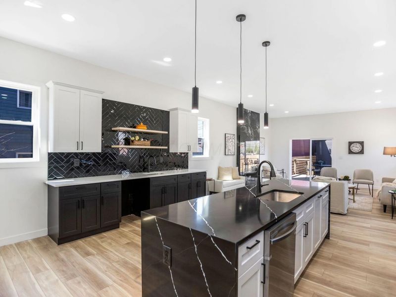 1198 E Rich Street, Columbus, OH 43205 Photo 10