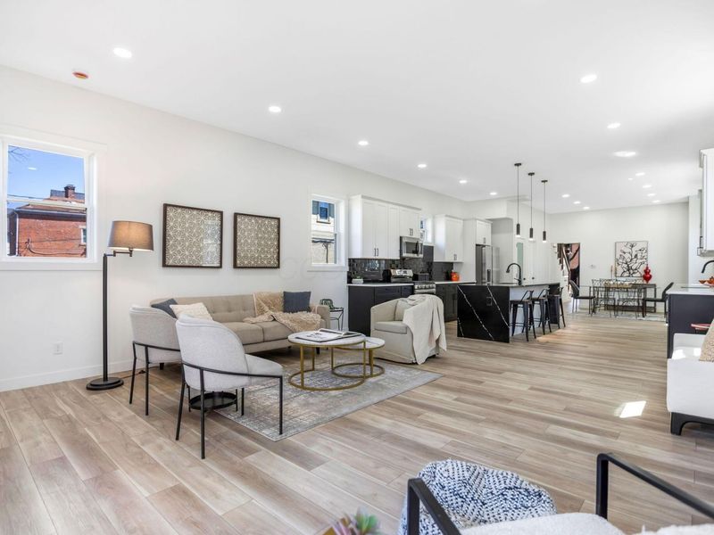 1198 E Rich Street, Columbus, OH 43205 Photo 19