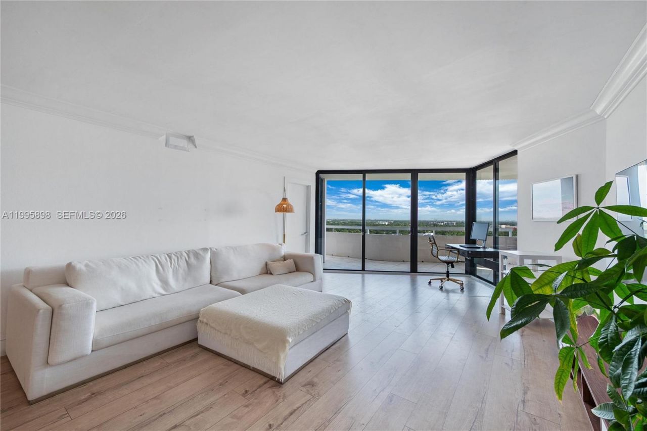 2000 Towerside Ter, Unit PH9, Miami, FL 33138 Photo