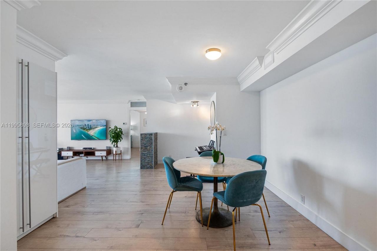 2000 Towerside Ter, Unit PH9, Miami, FL 33138 Photo