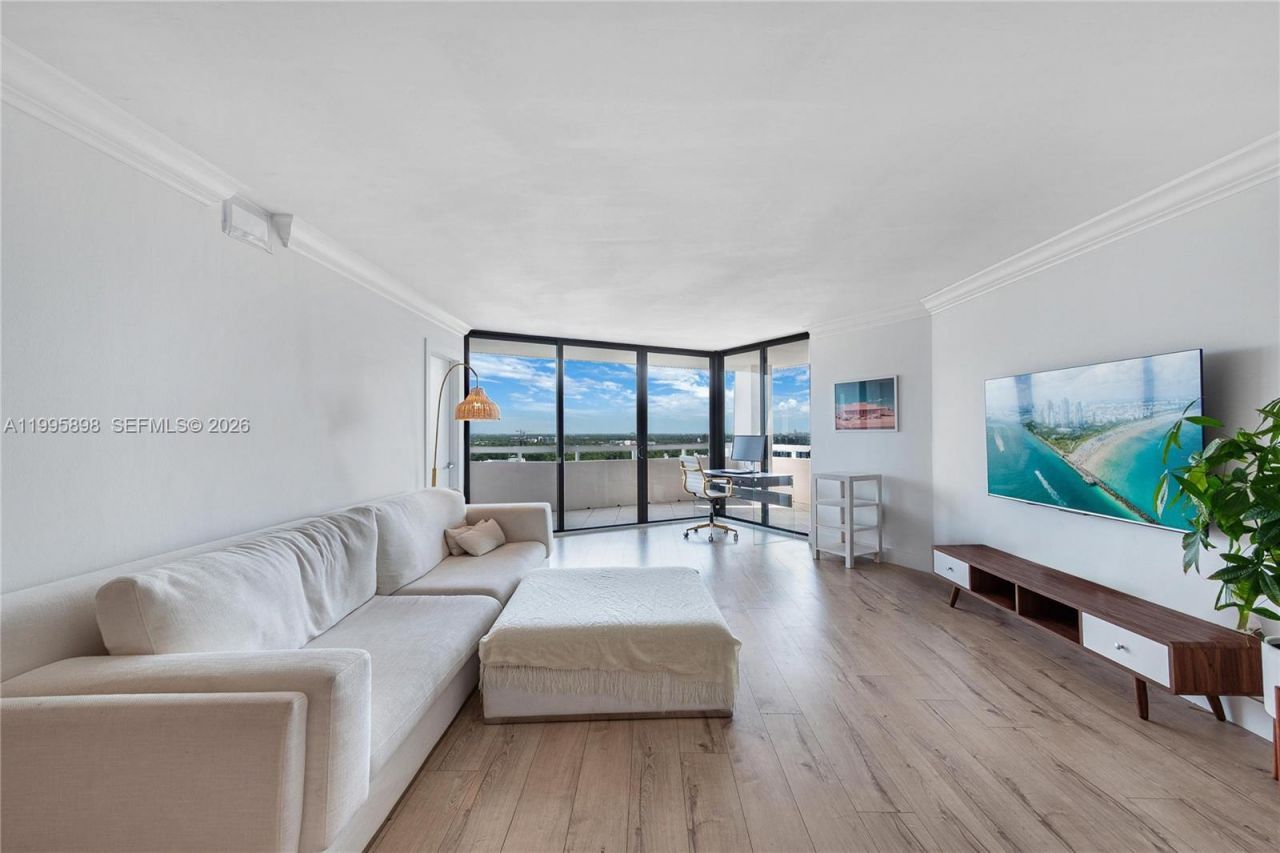 2000 Towerside Ter, Unit PH9, Miami, FL 33138 Photo