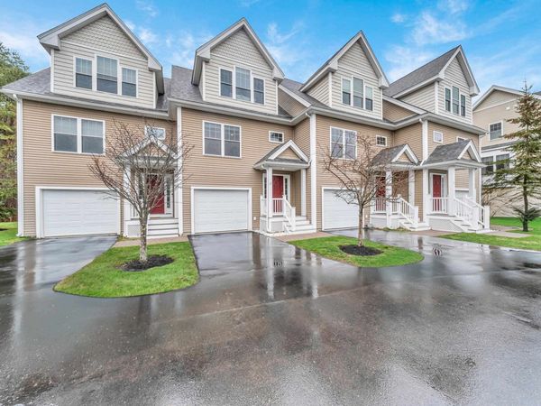 131 Court Street, Unit 17, Exeter, NH 03833