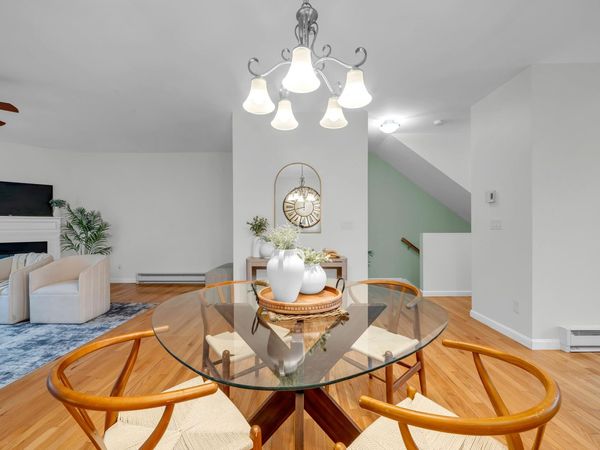 131 Court Street, Unit 17, Exeter, NH 03833