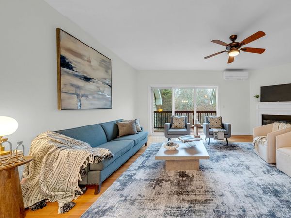 131 Court Street, Unit 17, Exeter, NH 03833