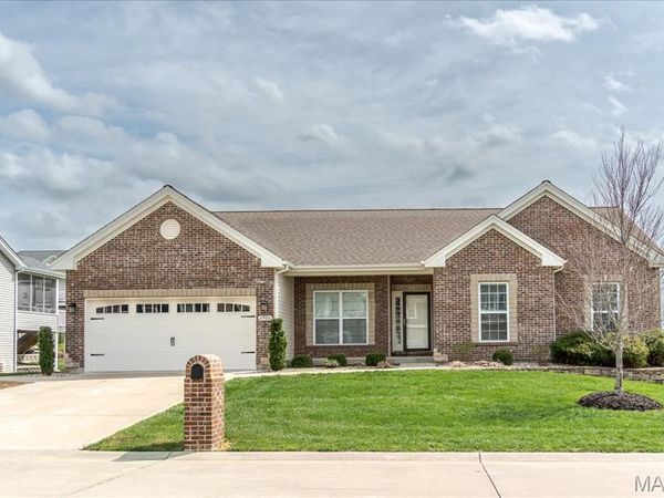 2906 Shirley Close Road, Washington, MO 63090