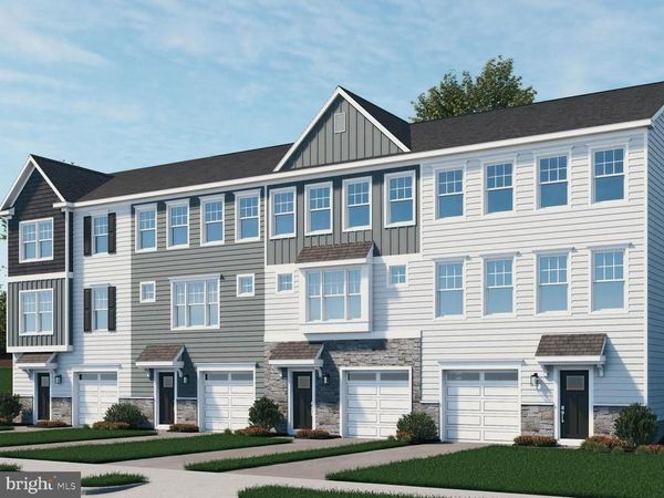 306 EAST SAWYER COURT , ROYERSFORD, PA 19468