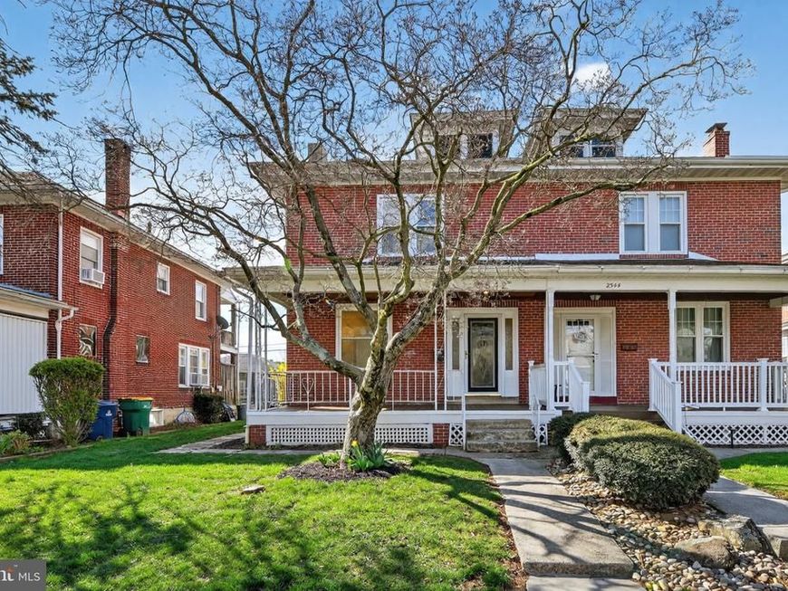 2542 Cleveland Avenue, Reading, PA 19609 Main Photo