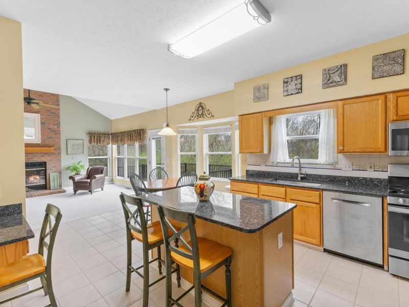 1365 Briarshore Way, Lewis Center, OH 43035 Photo 11