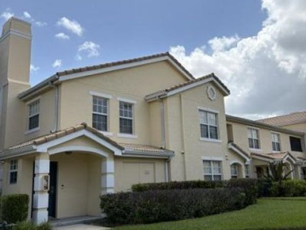 130 SW Peacock Boulevard, Unit 16207, Port St. Lucie, FL 34986