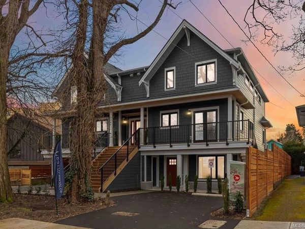 1789 Emerson St, Unit 1, Victoria, BC V8R 2C2