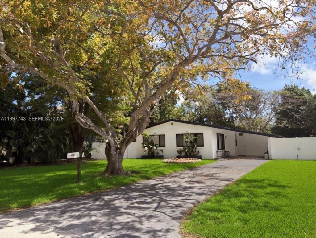 7830 SW 99th St, Miami, FL 33156 Photo