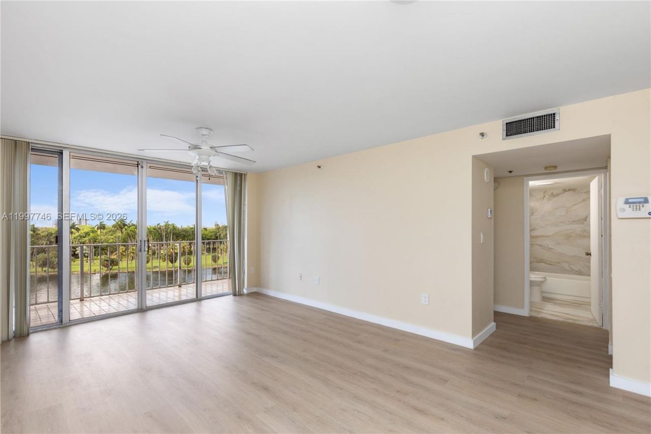 1700 NW N River Dr, Unit 708, Miami, FL 33125 Photo