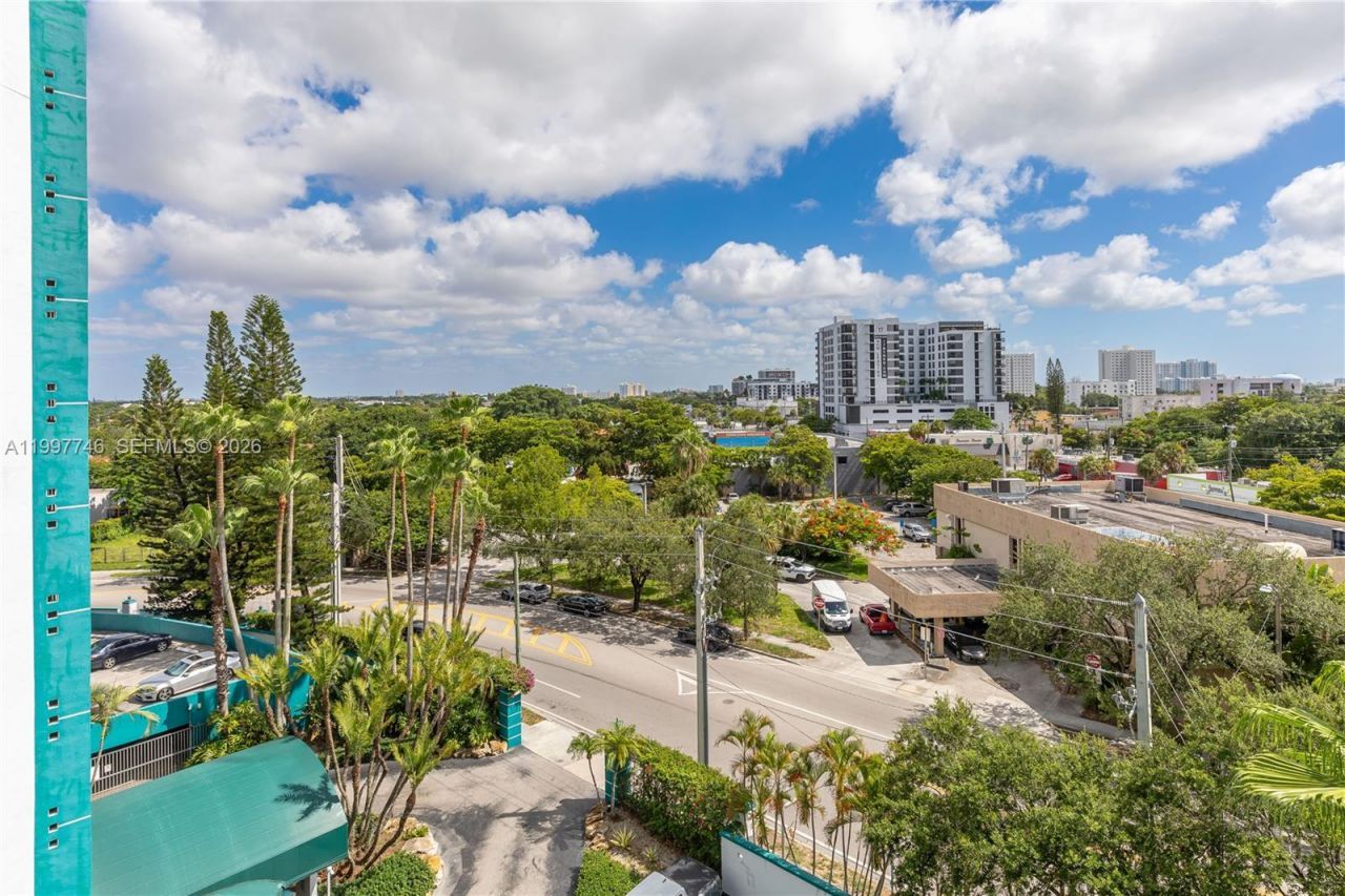 1700 NW N River Dr, Unit 708, Miami, FL 33125 Photo