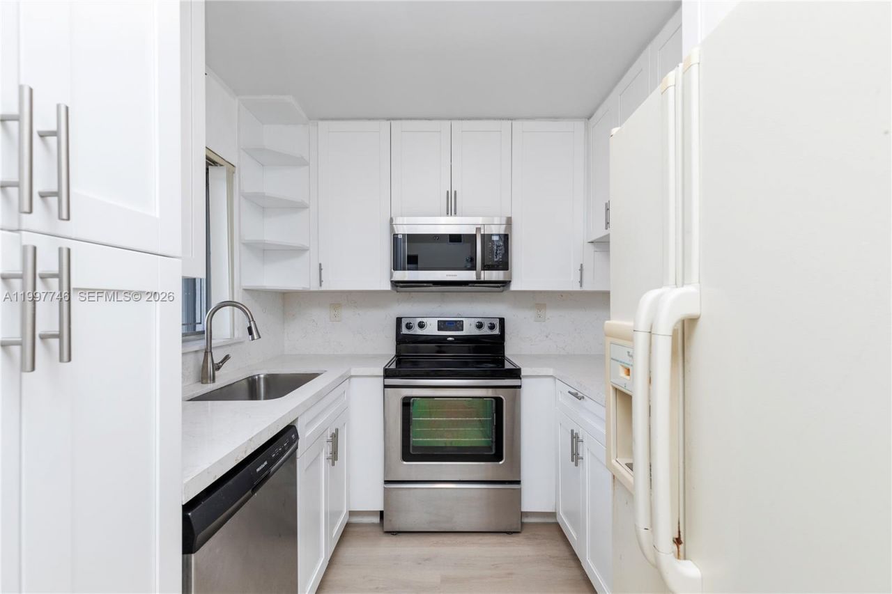 1700 NW N River Dr, Unit 708, Miami, FL 33125 Photo