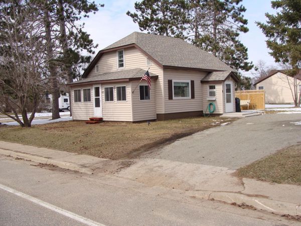 621 Wisconsin Avenue SW, Staples, MN 56479