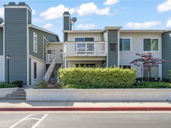 12042 Sylvan River, Unit 4, Fountain Valley, CA 92708