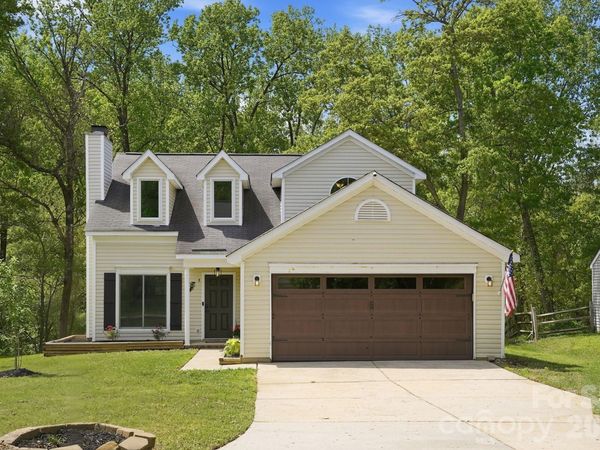 1629 Oak Knoll Lane , Charlotte, NC 28214