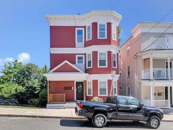 18 Peverell St, Boston, MA 02125