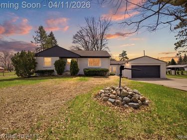 13912 22 Mile Road, Shelby Twp, MI 48315