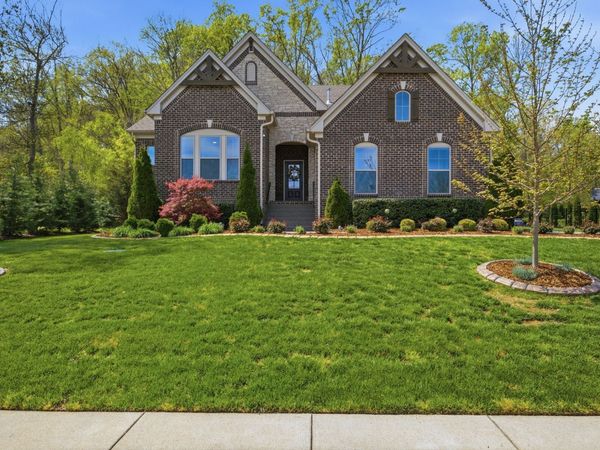 134 Angels Cove Ln, Lebanon, TN 37087