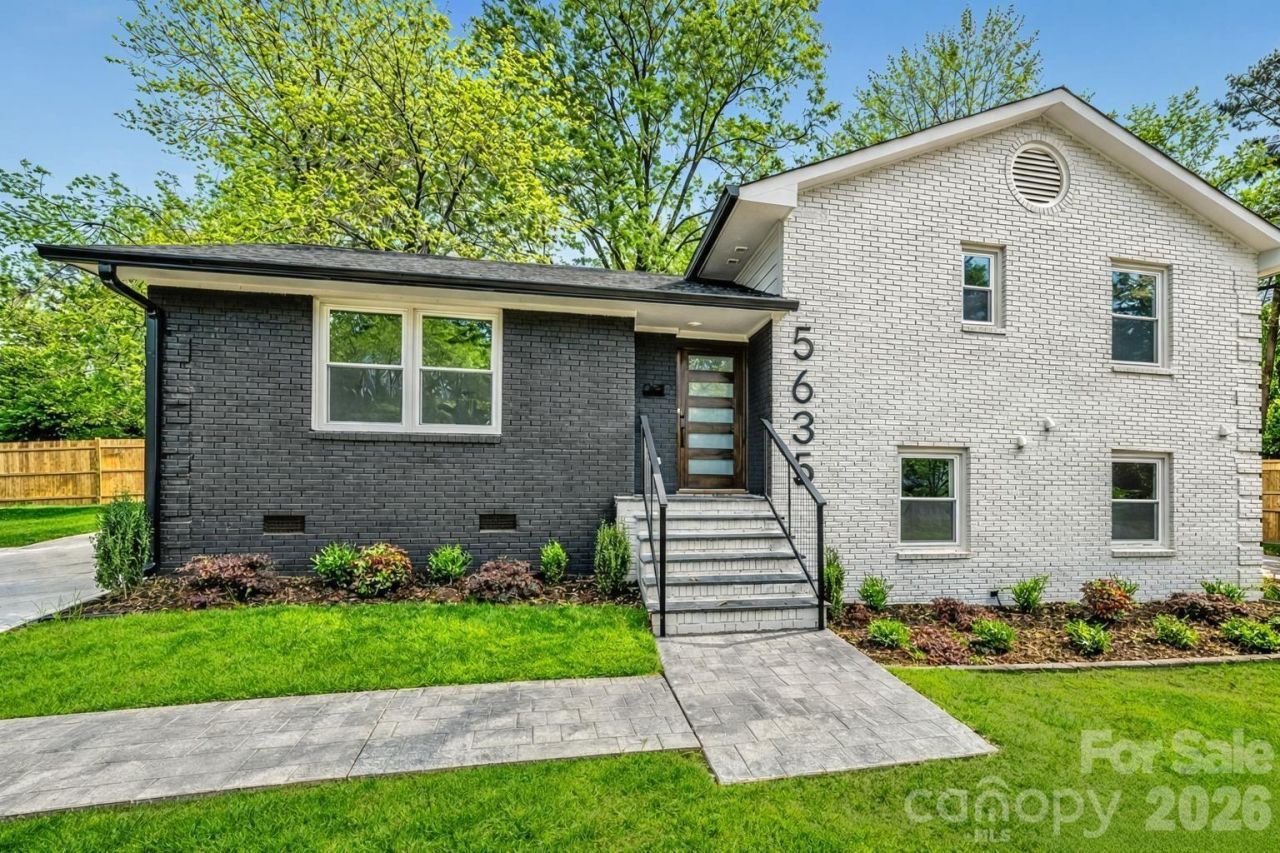 5635 Ruth Drive , Charlotte, NC 28215 Main Photo