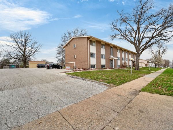 4210 62nd Street, Unit 3, Urbandale, IA 50322