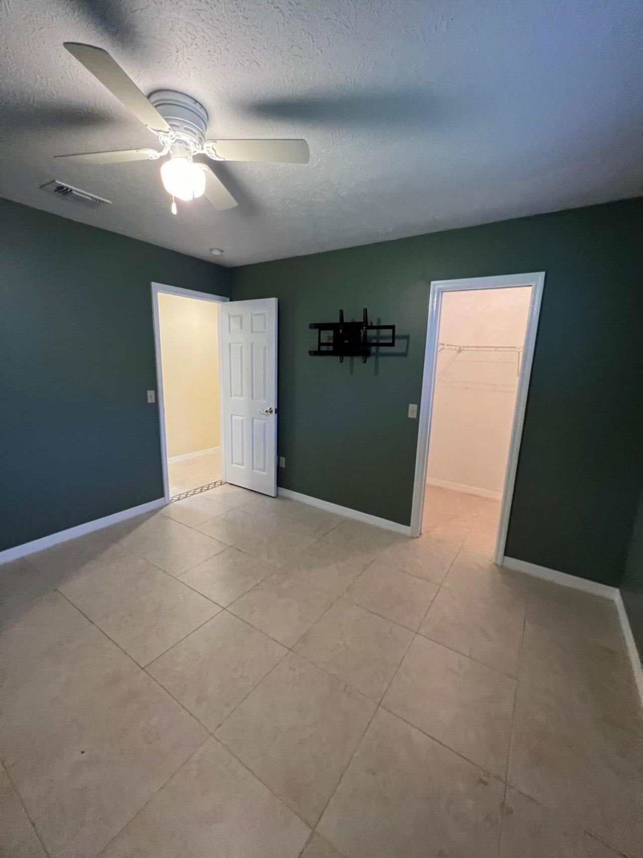 1925 SE Cheltenham Street, Port Saint Lucie, FL 34983 Photo