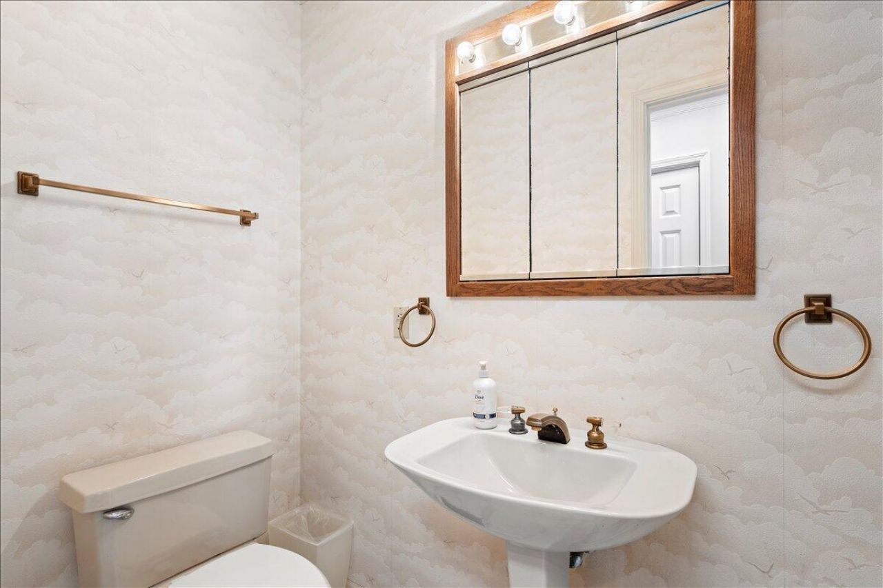 1174 Gin Pond Drive Photo 45