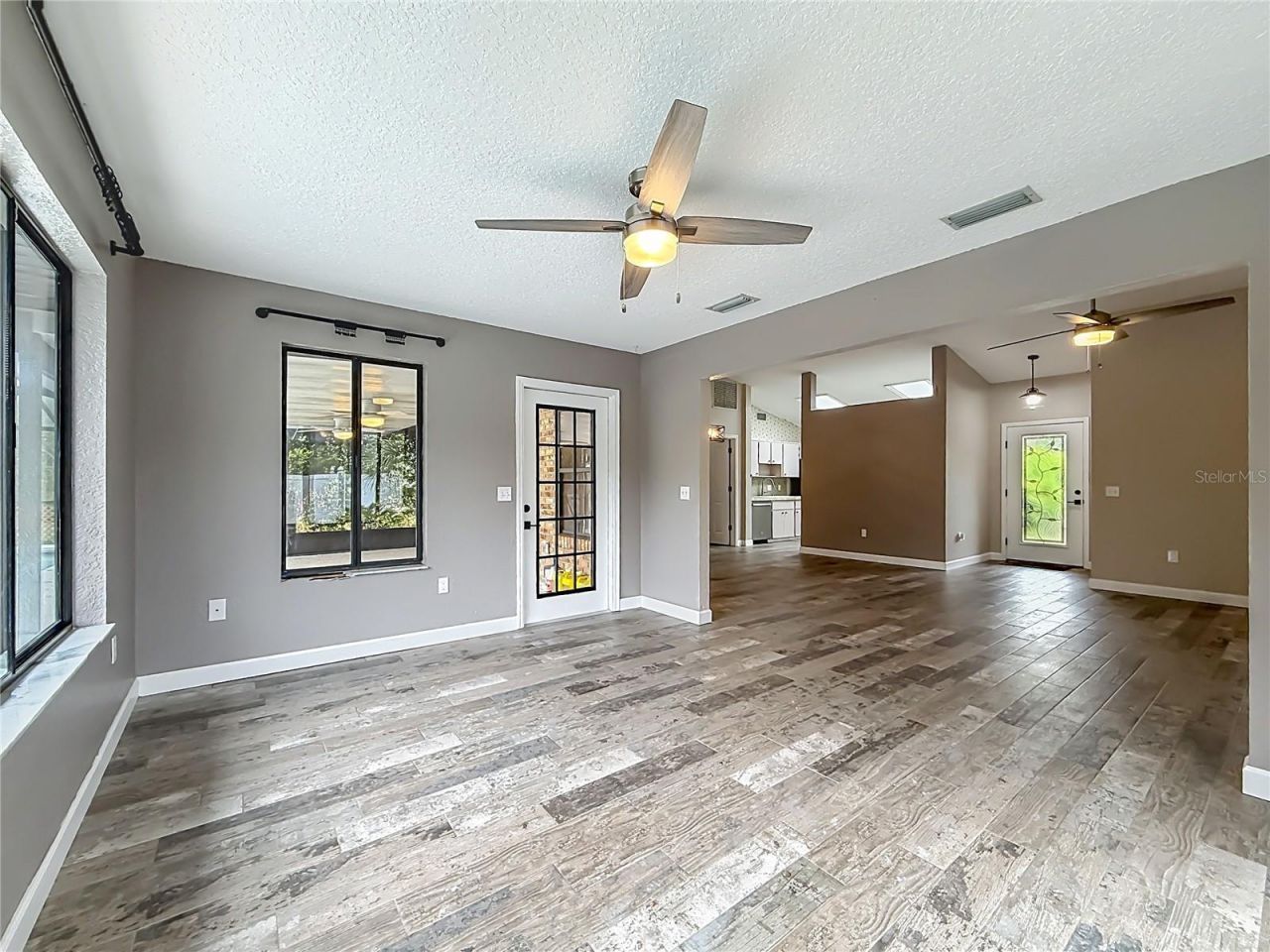 12208 Wedgefield Drive, Grand Island, FL 32735 Photo