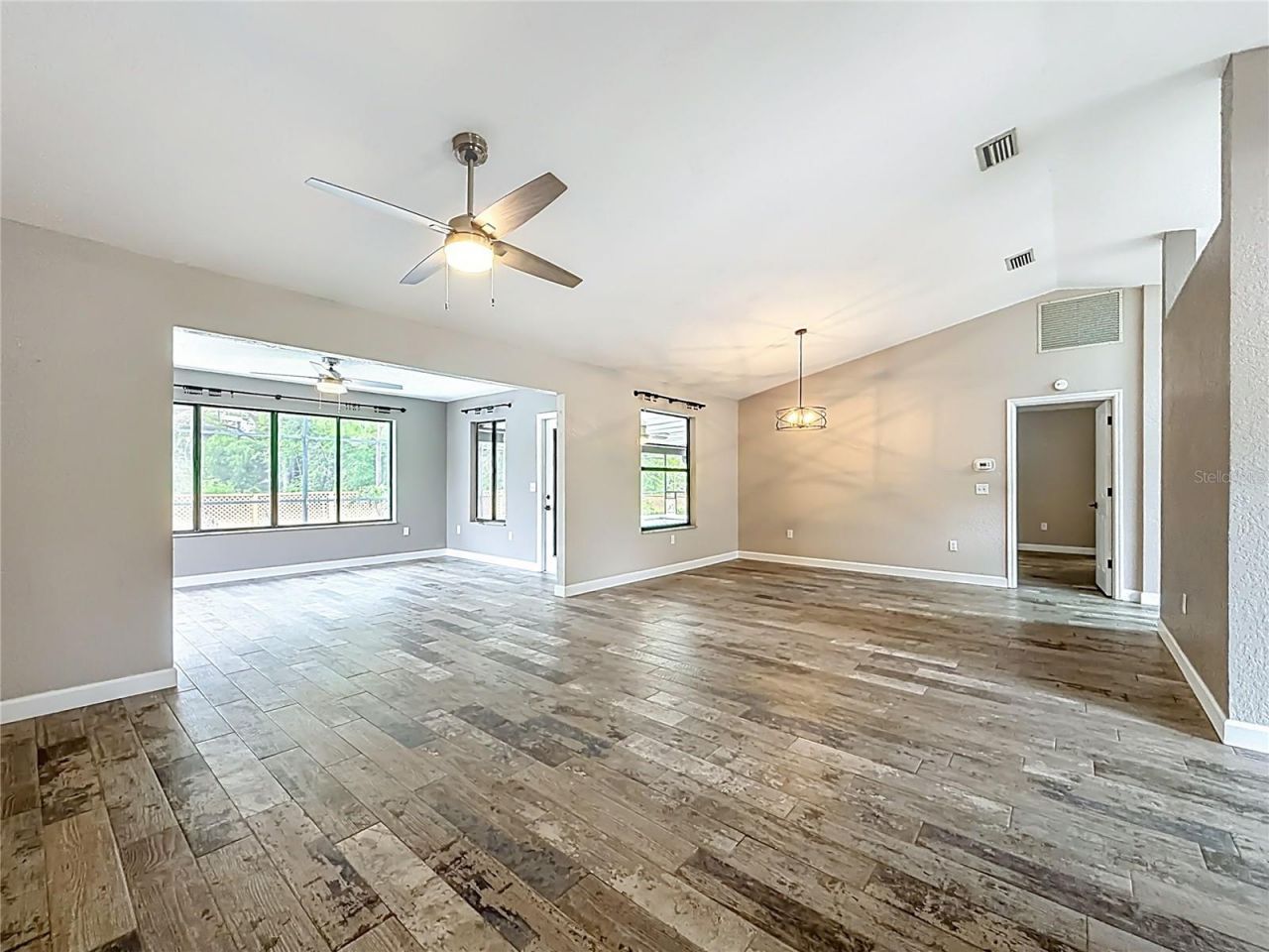 12208 Wedgefield Drive, Grand Island, FL 32735 Photo