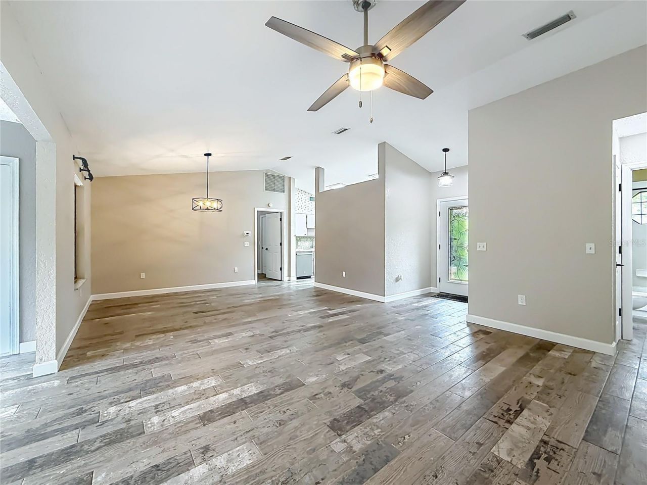 12208 Wedgefield Drive, Grand Island, FL 32735 Photo