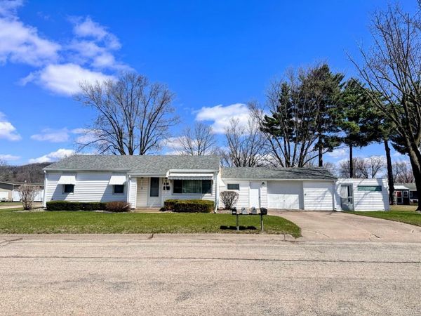 1400 11th Street, Prairie Du Chien, WI 53821