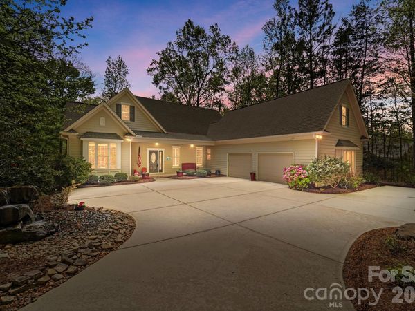 2370 Valelake Road, York, SC 29745