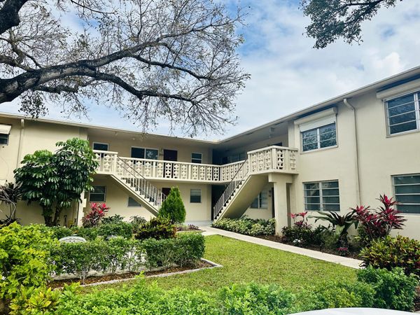 606 S C Street, Unit 201, Lake Worth Beach, FL 33460