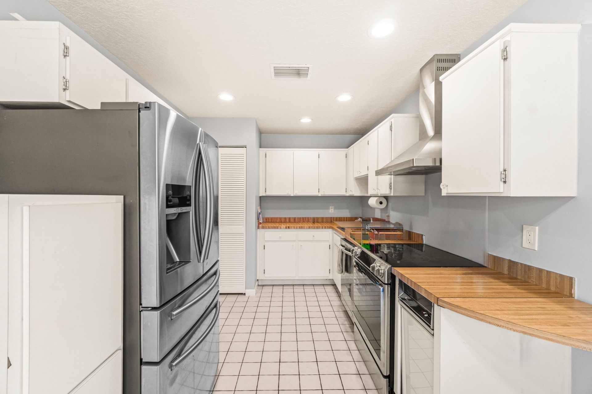 46 Stratford Lane W, Unit D, Boynton Beach, FL 33436 Photo