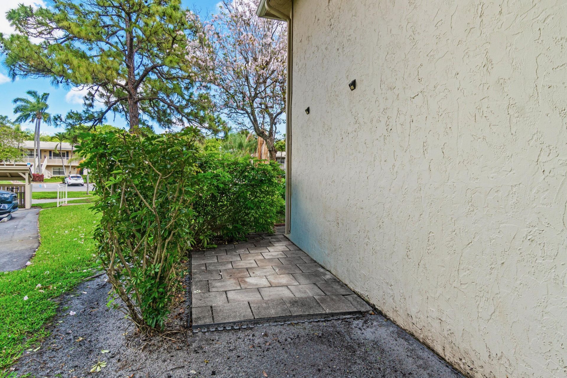 46 Stratford Lane W, Unit D, Boynton Beach, FL 33436 Photo