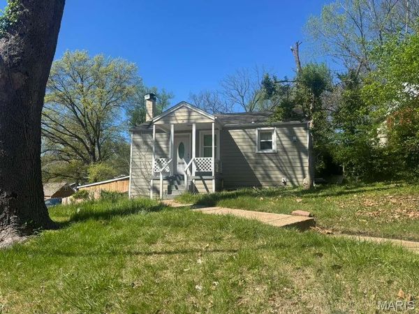 15 N Harvey Avenue , St Louis, MO 63135