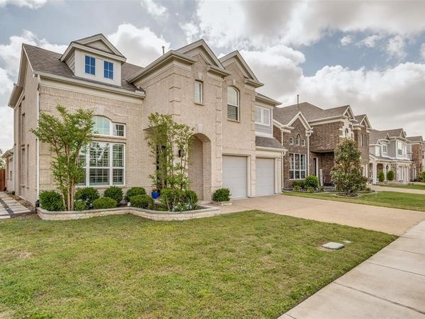 358 Gleneagles Drive, Garland, TX 75040