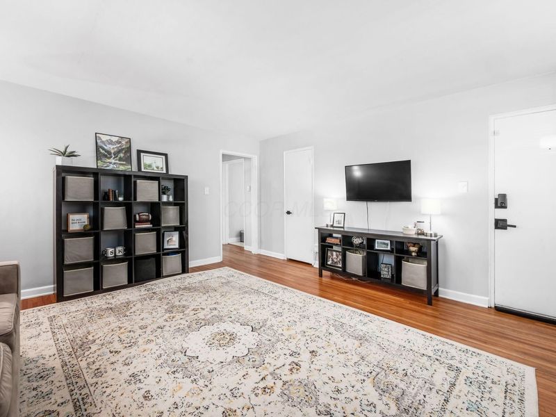 1775 Northwest Court, Unit 105, Columbus, OH 43212 Photo 6