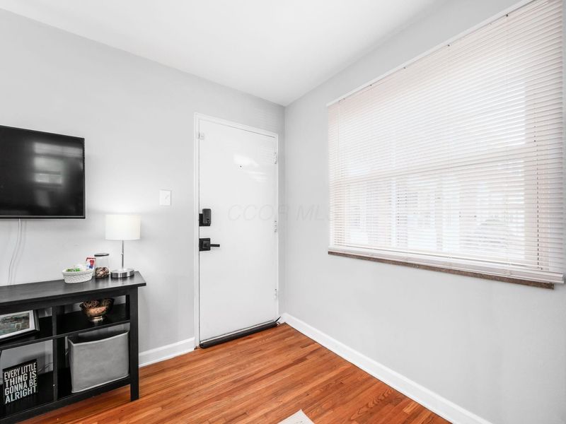 1775 Northwest Court, Unit 105, Columbus, OH 43212 Photo 8